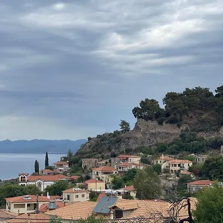 Tzanetos Pelagos 別荘