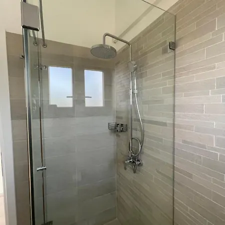 Tzanetos Pelagos 別荘